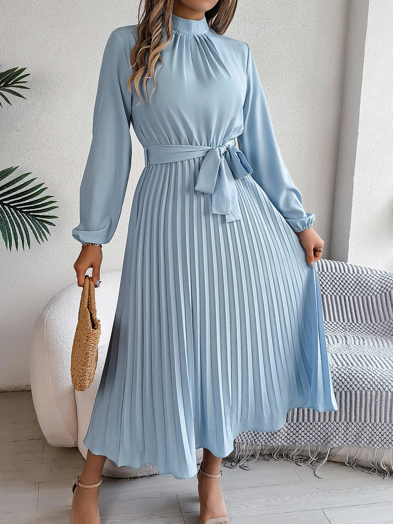 Elegant Pleated Long Dress Long Sleeveed Lace Up Dresses for Middle Eastern Women Spring and Summer Clothes 251023