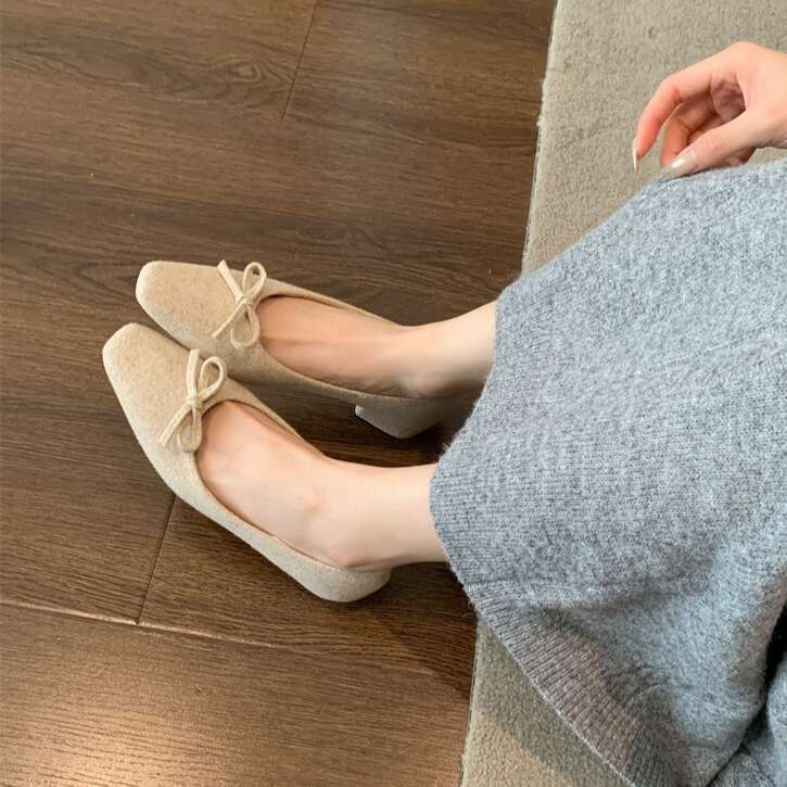 2025 Autumn Winter New Gentle Korean Style Mary Jane Shoes Designer Shoe for Women with Bowknot Flat Ballet Flats