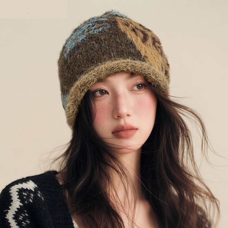 Autumn Winter Coffee Color Slouchy Beanie for Women, Ear Protection, Warm Knitted Pullover Korean Style, Versatile Cold Hat, Large Head Circumference