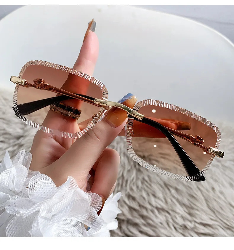 European and American Fashion Frameless Sunglasses Women Men Ins Square Eopard Head Metal Sun Glasses Ladies UV400 251023