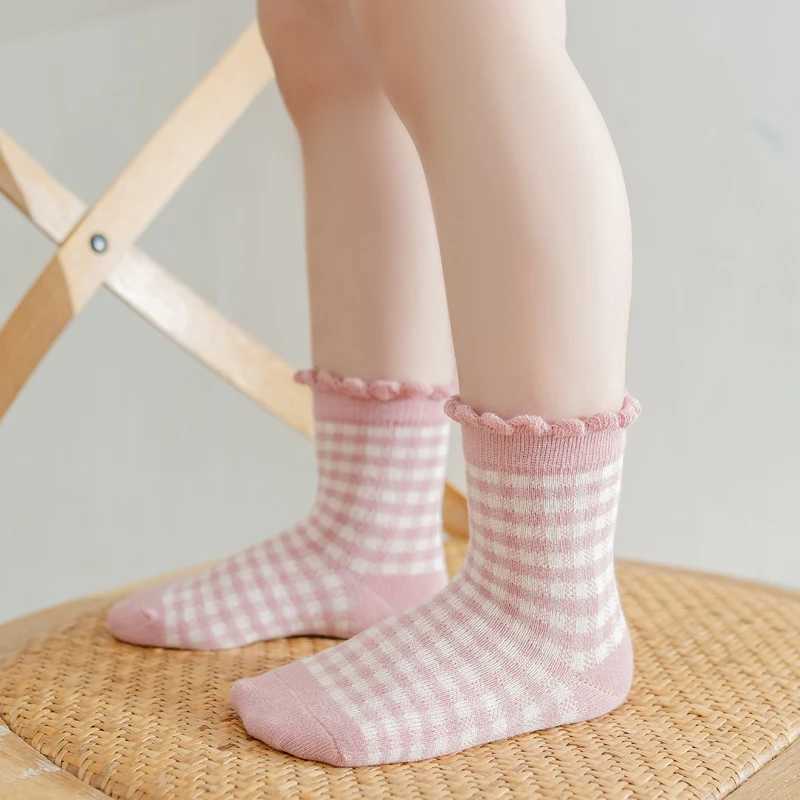 5 PairsLot Socks Girl Pure Cotton Spring and Autumn Childrens Mid Cap Girl Baby Princess Ladies Socks 26 Years J251024