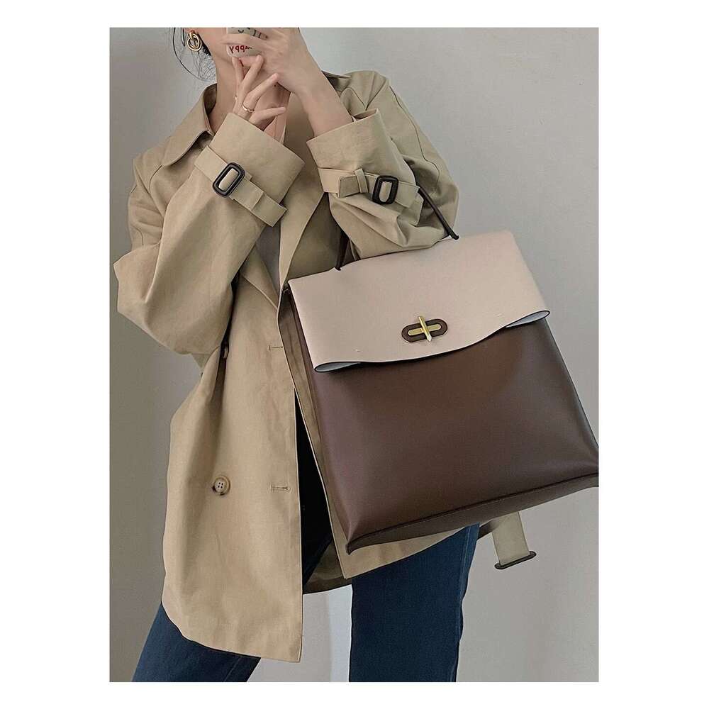 Niche Design High End Leather For Women Korean Style Large Capacity Travel Backpack Trendy High Quality High Quality