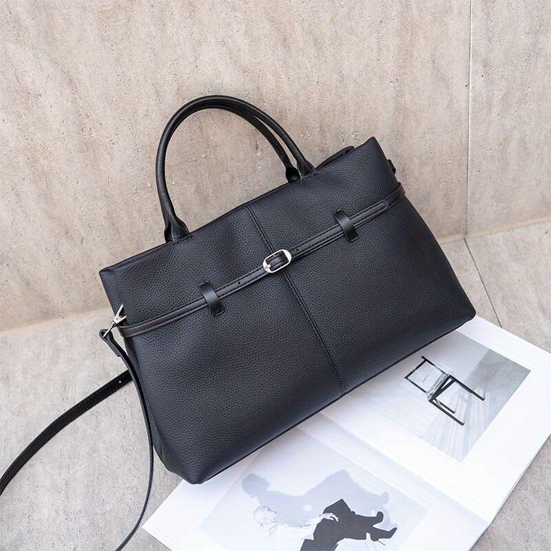 - Capacity, Multi-Compartment Women, Stylish Versatile, With Golden-Tone Hardware, Perfect For Commuting And Everyday Use, Versatile Minimalist Design