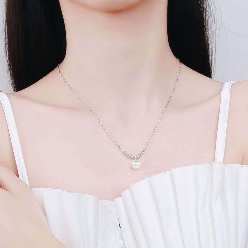 DHCollections-- XDY Pure Sier Clavicle Chain for Women 8mm Flawless Freshwater Pearl Smiley Face Moissanite Necklace