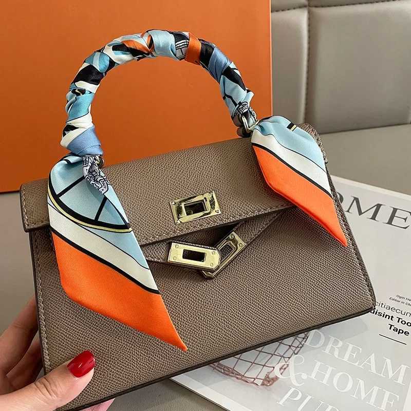 Luxury Brand Printed Bag Str Scarf Wen Small Silk Scarf band Long Bag Accories Ribbon Y251024