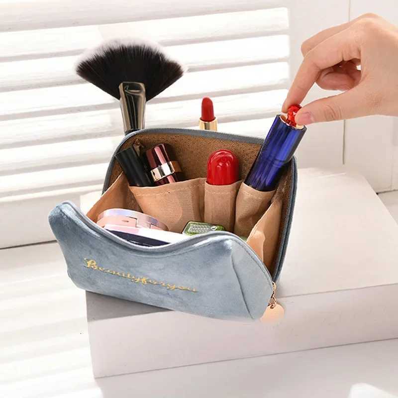 Velvet Portable Lipstick Bag Travel Makeup Pouch Storage Bags Cosmetic Bag Organizer CaseT251024
