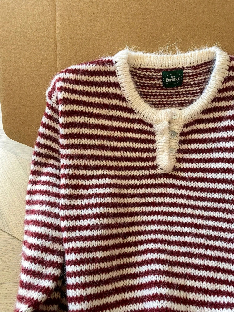 Womens Sweater Oneck Long Sleeved Red Striped Y2K Elegant Aesthetics Fashion Warm Top Autumn Winter Pullover Casual Sweater 251023