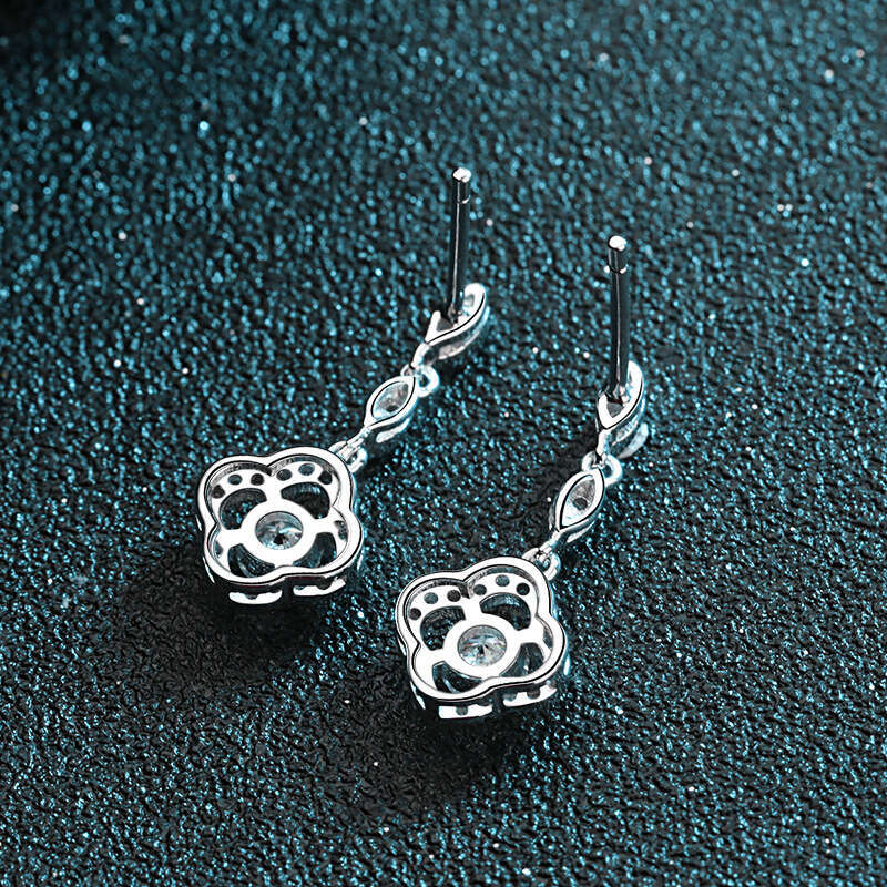 DHCollections-- 2020 New Model S Pure Sier 60 Points Moissanite Earrings Four-Leaf Clover Ear Pendant Versatile Style for School Girls