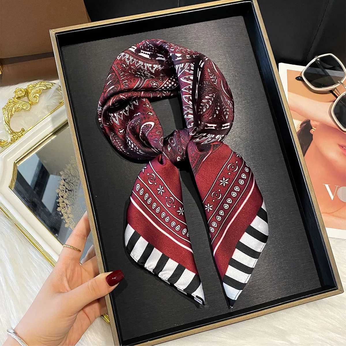 Wen Luxury Print Silk Square Scarf Spring Neck Tie Shl Hijab Wrs Fem 70cm Hair Hand Wrist kercheif Bandana Y251024