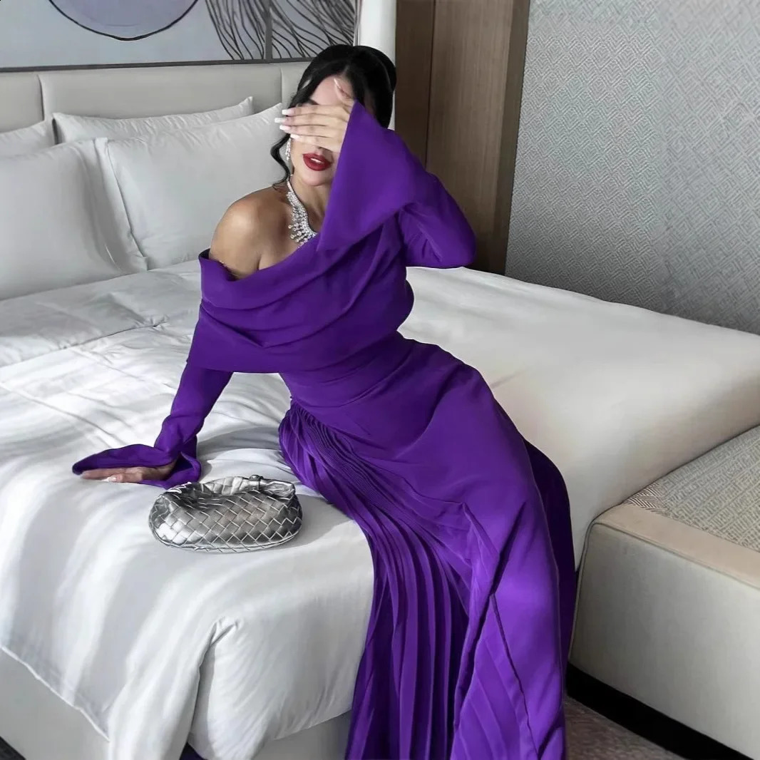 AutumnWinter OffTheShoulder Sexy Folded Evening Dress Womens Clothing From Independent Station Middle East 251023