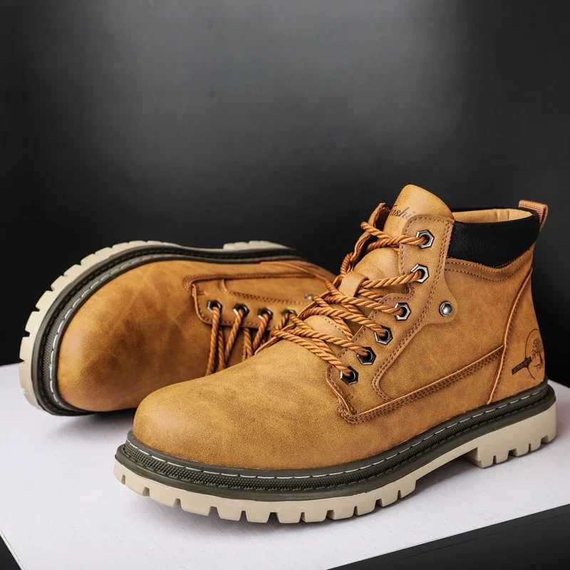 Men Super Warm Snow Boots Winter Mens Ankle Boots Waterproof Short Outdoor Sneakers Autumn Mens Motorcycle zapatillas male W251024