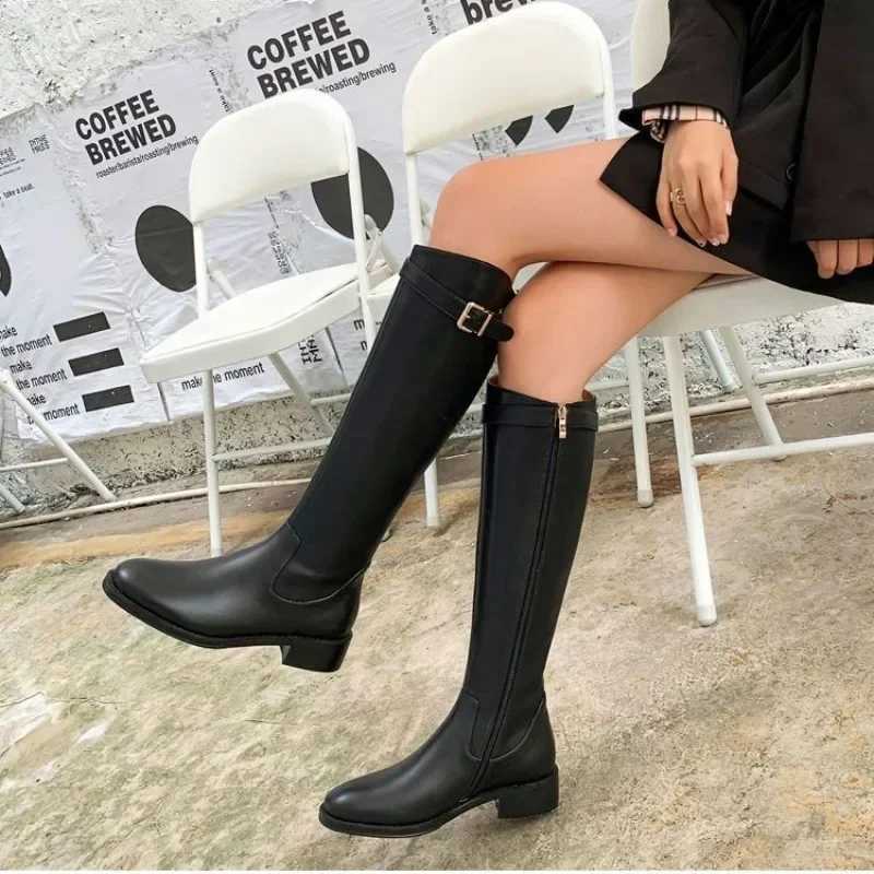 Black Elegant with Low Heels Shoes for Woman Long Brown Womens Boots Winter Knee High Shaft Stylish Lastest Price Goth W251024