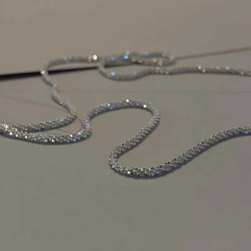 New Tren Sparkling Silver Color Choker Necklace for Women Elegant Clavicle Chain Necklace Party Wedding Collar Jewelry GiftsXJ251024