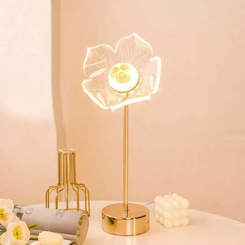 Table Lamp Retro Gold Acrylic Butterfly LED Desk Lamp Hotel Villa Art Decor LED Table Light Living Room Bedside LED Night Lights W251114