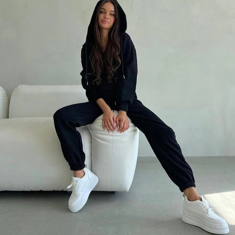 Womens sportswear two pieces set Solid color long sleeved zipper hoodie Elastic laceup pants Spring female tracksuit suit 251013