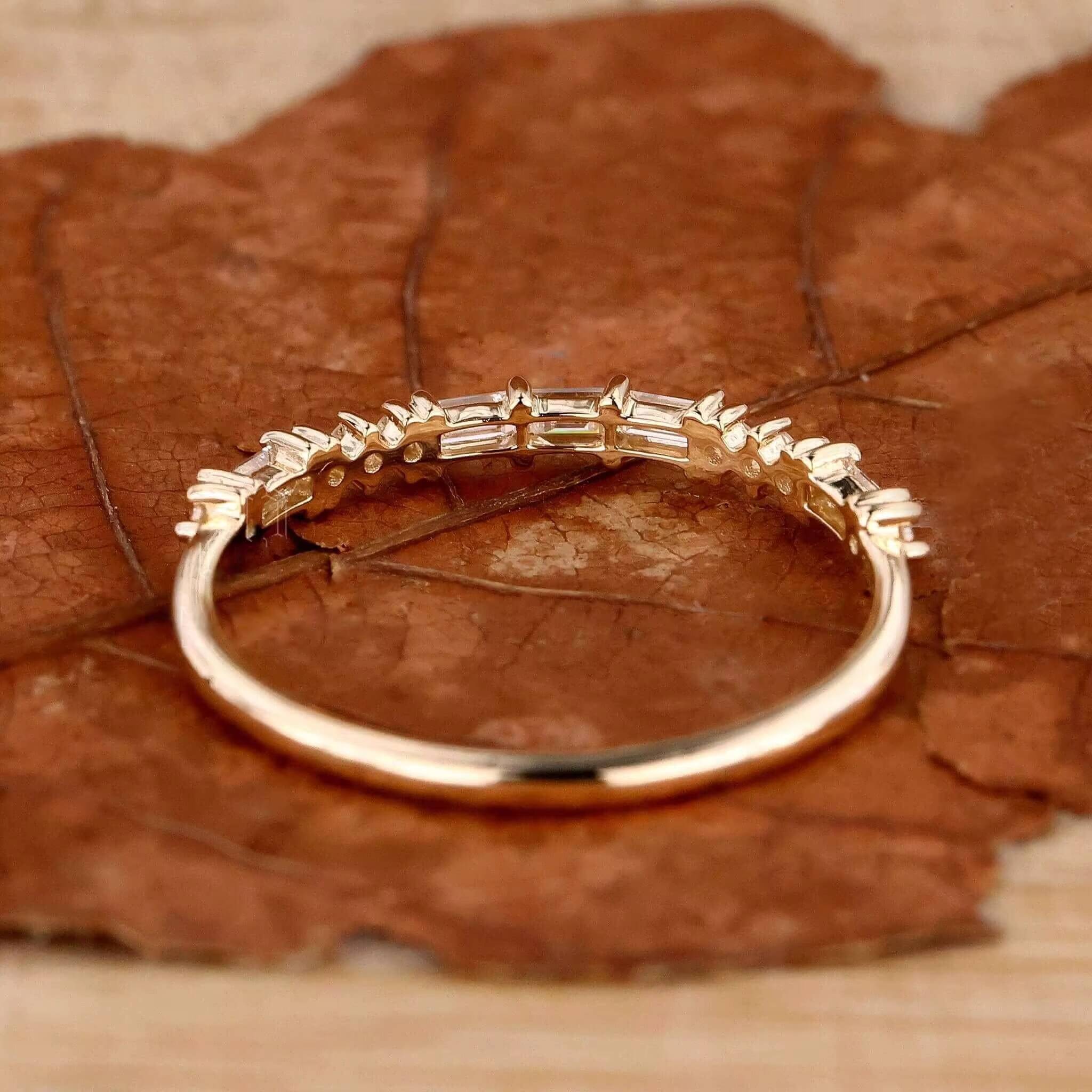 Gia Igi Certified Cvd HPHT Lab Grown Created Diamond 14k 18k Solid Gold Half Eternity Wedding Band Ring Baguette and Round Cut