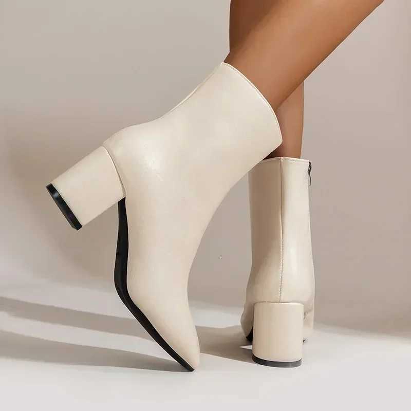 White Ankle Boots for Women Side Zipper Stretch Middle Heel Large Size Short Boot Fashion Pointed Shoes Botas De Mujer 2024 W251024