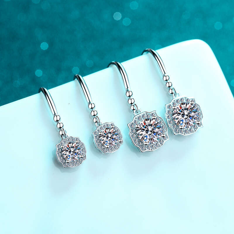 DHCollections-- Sterling Sier Korean Style Earrings Plated PT950 Four-Prong Moissanite Hooks Ear Studs Straight