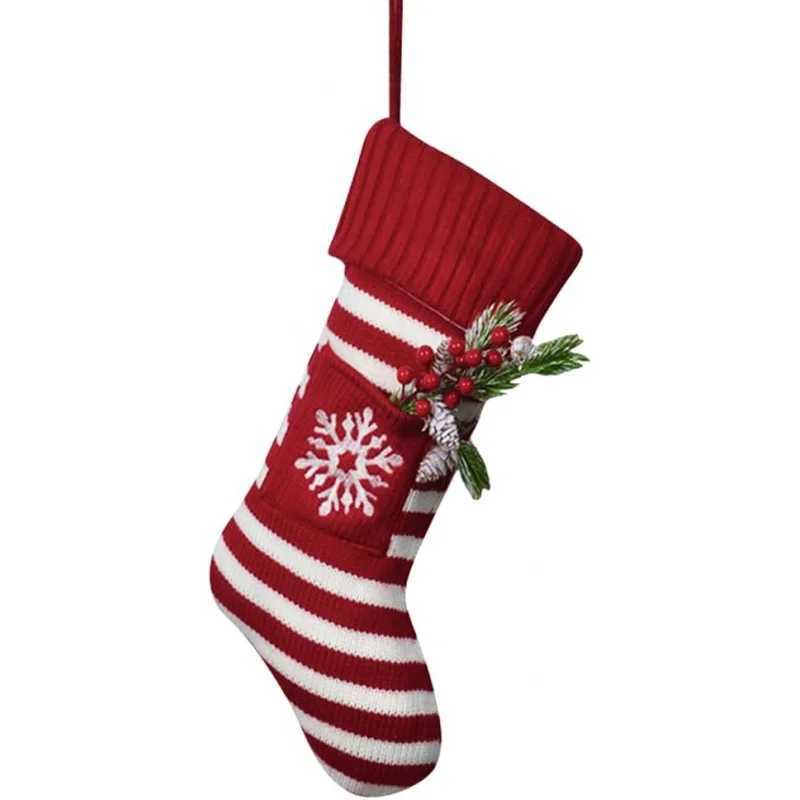 Christmas Stocking Fireplace Hanging Sock Knitted Long Socks Striped Christmas Gift Storage Bag Home Decor Party Present J251024