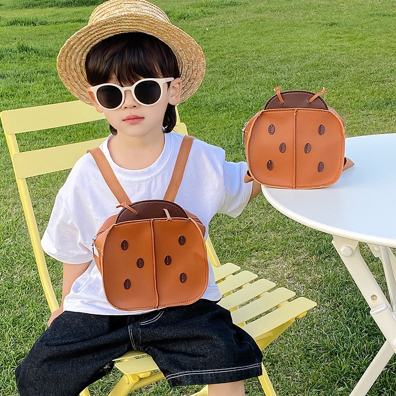 New hot selling Korean retro ladybug children's kindergarten designer concave backpack