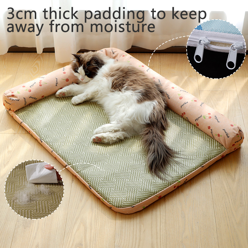 Green Rattan Weave Mat Cat Bed & Pad, it is comfortable and scratch-resistant, also suitable as a dog bed. Product range: small/medium cat beds.