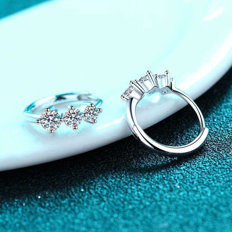 DHCollections-- Xindeyi Pure Sier Earrings for Women, High-end Niche Jewelry, Elegant and Simple Moissanite Ear Cuffs