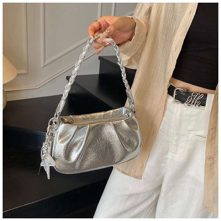Fashion Niche Design Women's 2025 New Casual Shoulder Crossbody Textured Handbag Underarm Pleated Bag