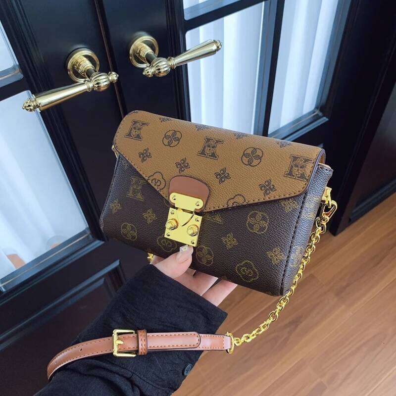 Designer bag Unique Minimalist High-End Crossbody Handbag For Women Featuring Leather And Vintage Fashion