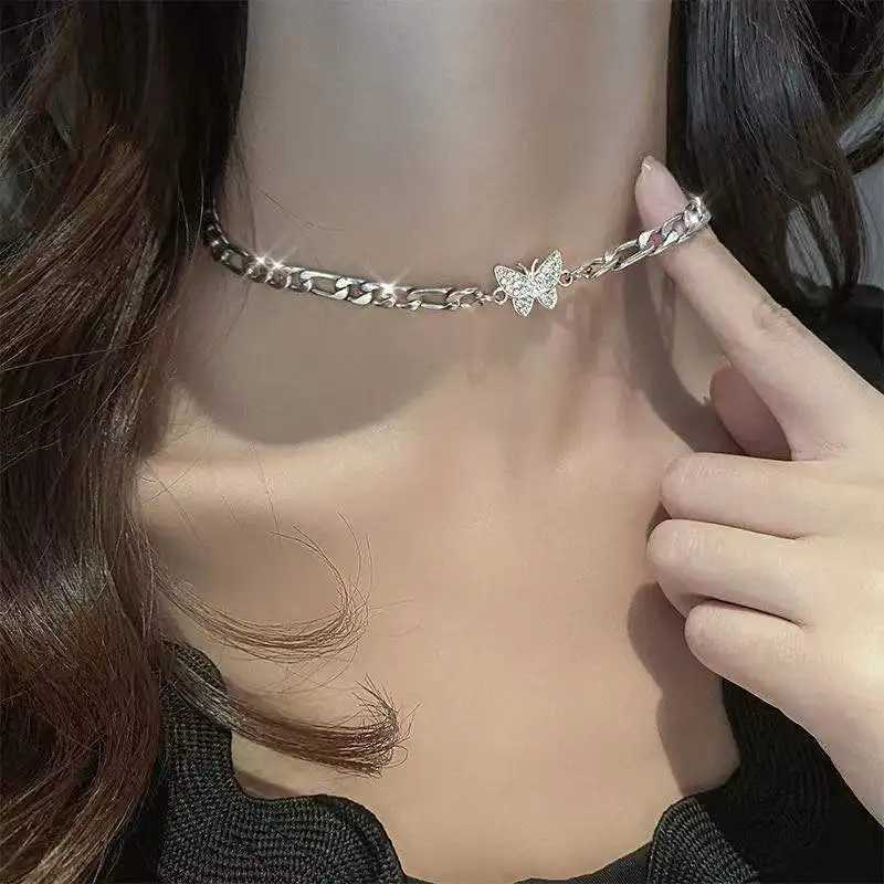 Hip Hop Silver Color Butterfly Necklace Vintage Crystal Butterfly Thick Chain Choker Necklace For Women Rock Street JewelryXJ251024