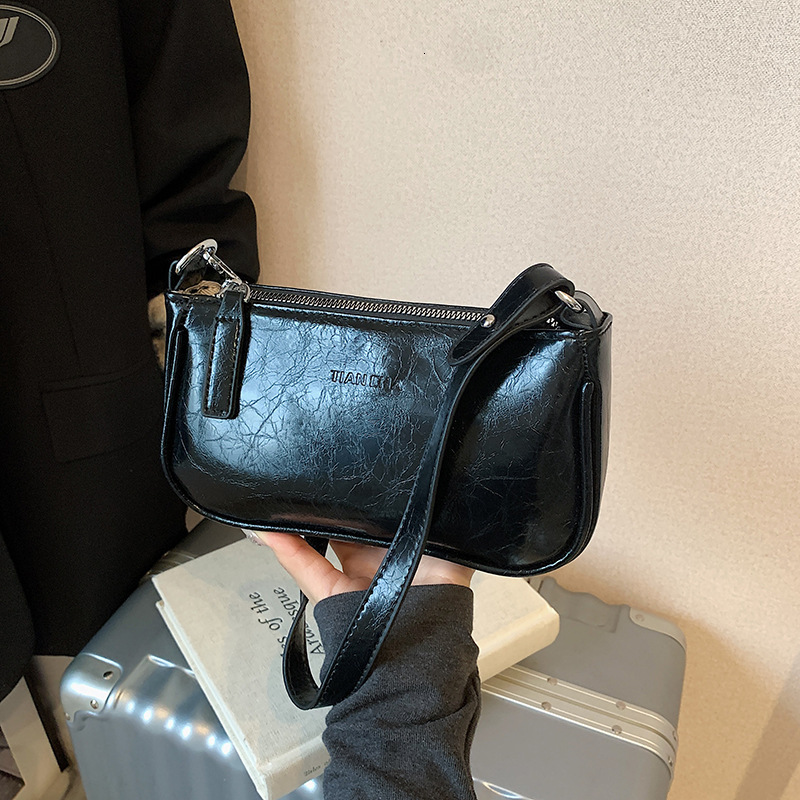 Luxury Brand Designer Bag High-Quality Textured Small Bag For Women 2025 New Summer Versatile Crossbody Bag Fashionable Super Popular Single Shoulder 