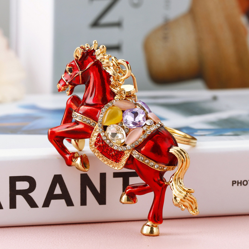 Lucky Wealth Creative Metal Rhinestone Horse Keychain Double-Sided Car Key Ring Cute Bag Charm Cartoon Key Chain Wholesale