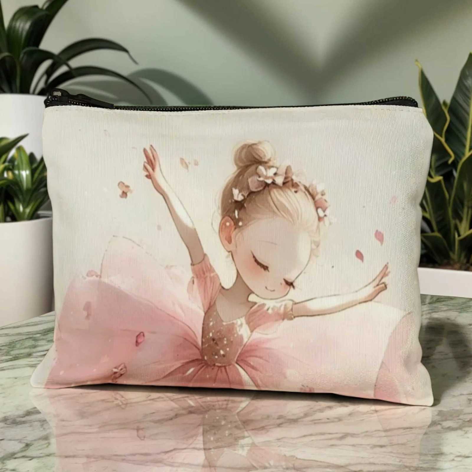 Dance girl Print Premium Zippered Makeup Bag Large Capacity Cosmetic Organizer Travel Toiletry Bag for Women Girls DesignT251024