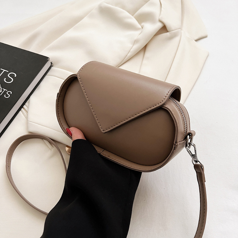 Luxury Brand Designer Bag Spring Summer New Fashion Single Shoulder Bag For Women, Niche Design, Internet Celebrity Fashion Crossbody Bag, Small Squar