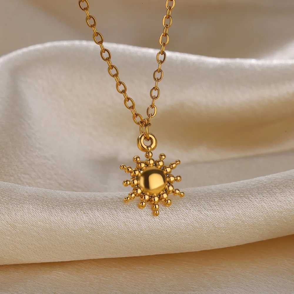 Stainl Steel Geometric Necklace For Women Fashion Sun Sunflower Pendant Clavicle Chain Aesthetic Jewelry Accories FemmeXJ251024