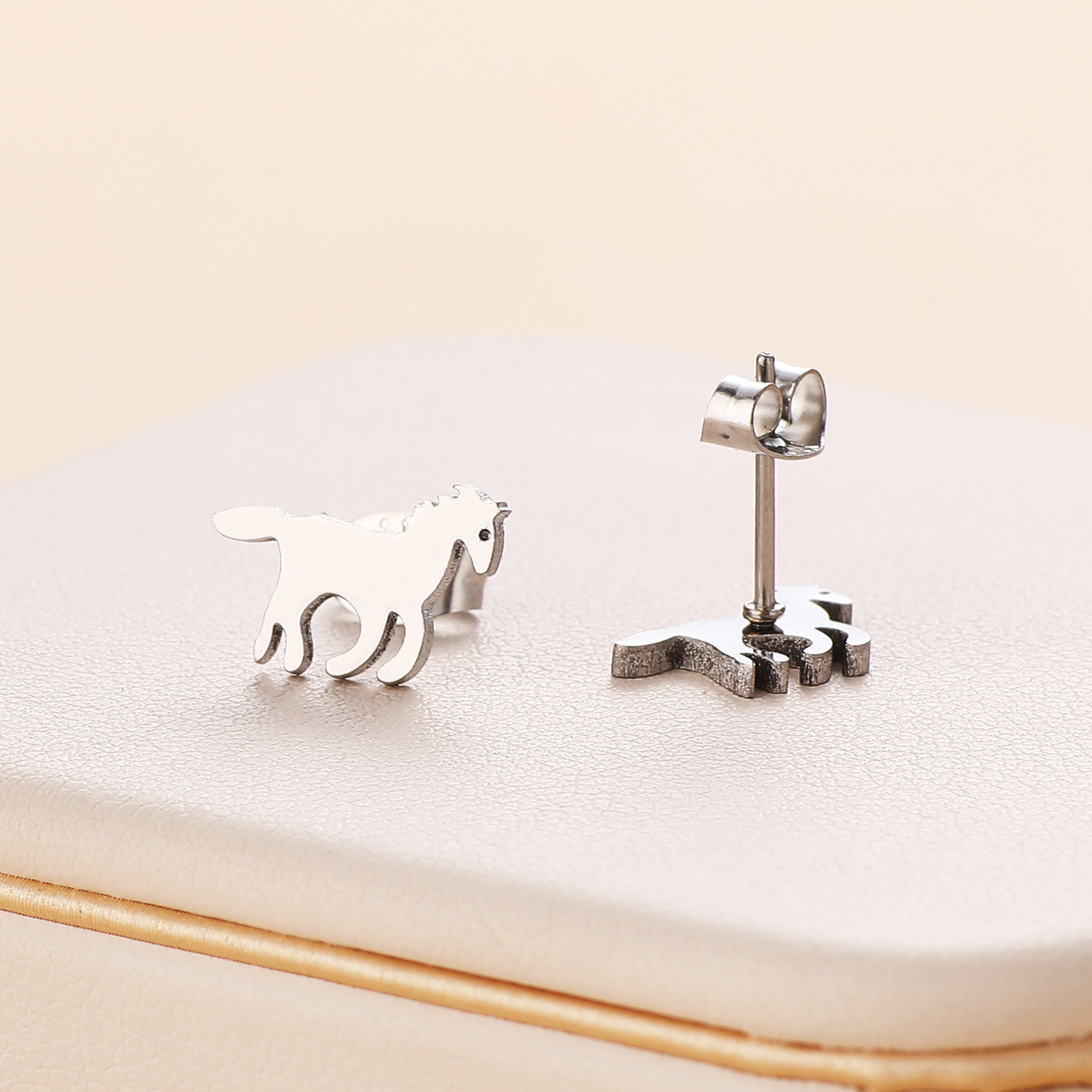 Designer earrings Luxury earrings Zircon 999 silver pony cute unicorn animal shaped earrings niche high-end fashion earrings gold earrings free shippi