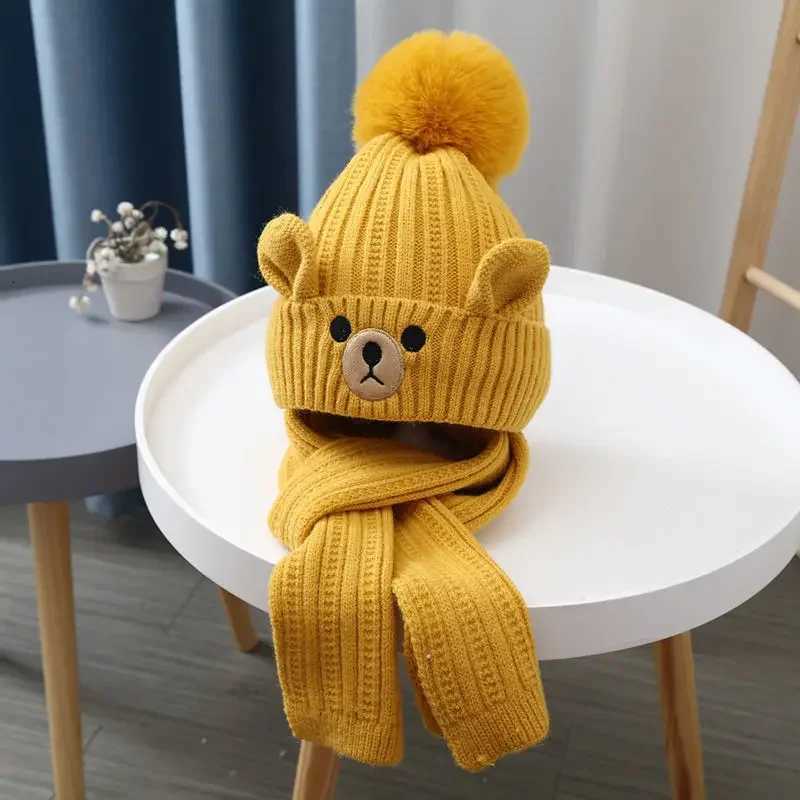 Warm Kids Beanie Scarf Set European Style Cartoon Bear Crochet Bonnet for Toddler Boy Girl Outdoor Autumn Winter Hat Scarf SetL251024