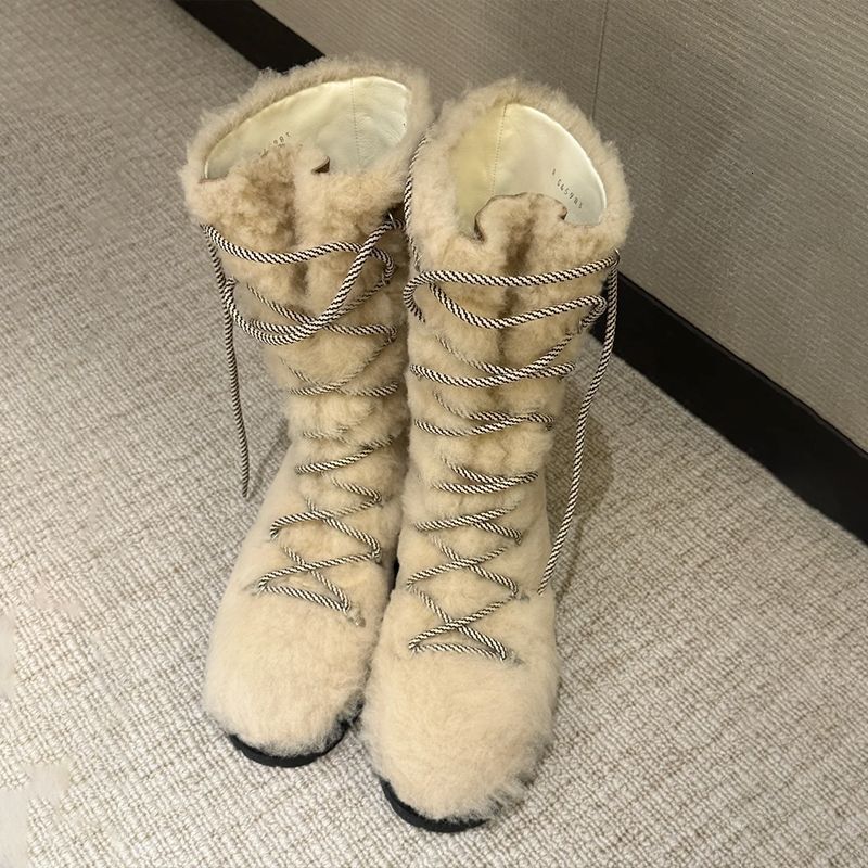 Lamb wool lace up women's autumn and winter new luxury boots designer boots new thickened warm midsole boots cotton shoes