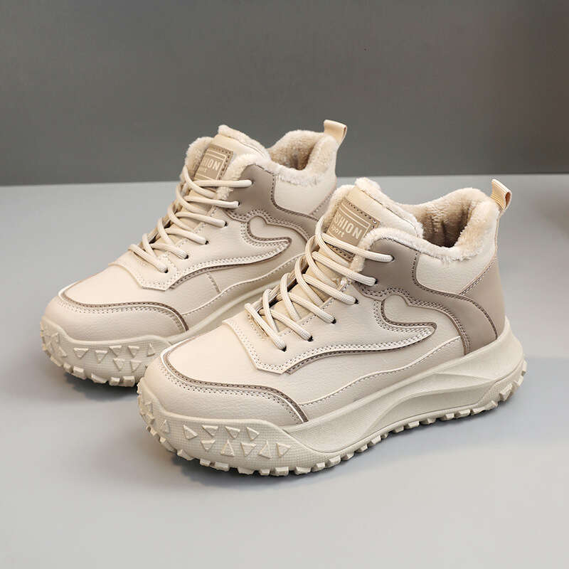Korean Style Shoes Sneakers Trainers Casual Shoes Winter New Trendy Fleece-Lined Student Sneakers Height-Increasing Cotton Winter Runner