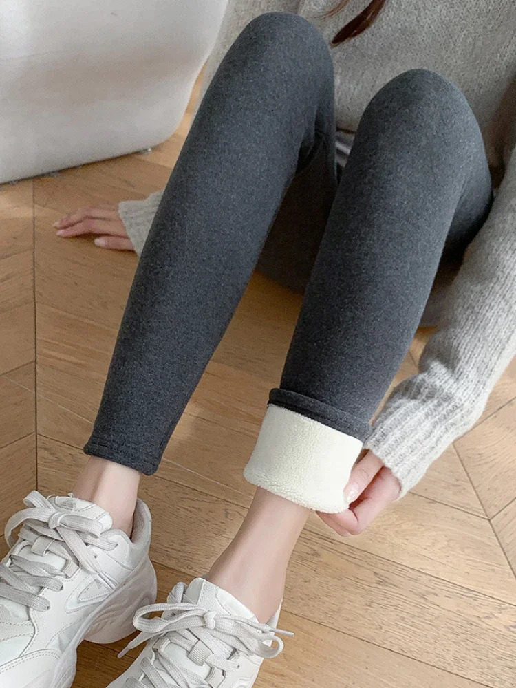 Oatmeal Lamb Wool Thickened Legging Women Autumn and Winter Cotton High Waist Leggings Thermal Velvet Warm Black Womens Pants 251018