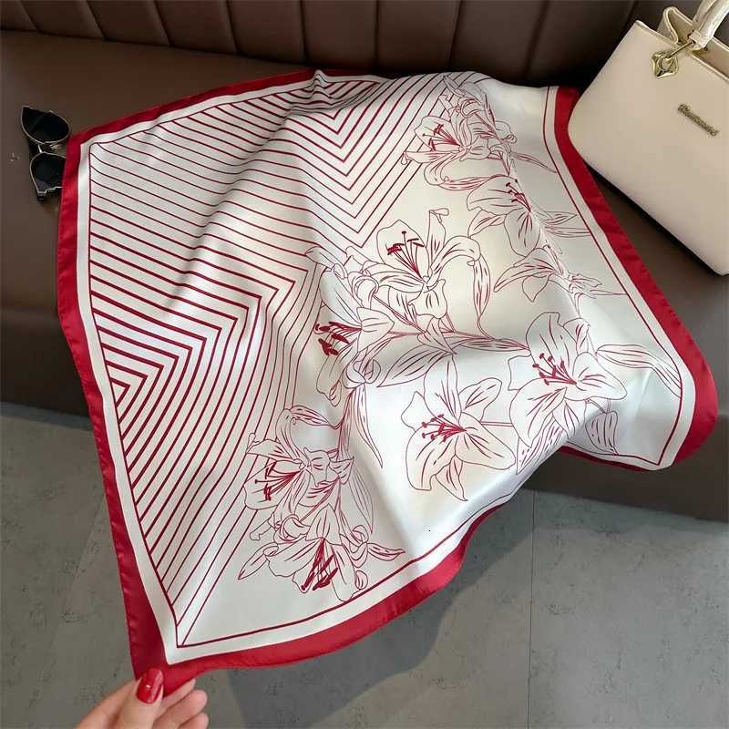2025 New Fashion Wen Silk Scarf 70cm Square Scarves ral Print Bandana Neckerchief Hijab La Luxury Y251024