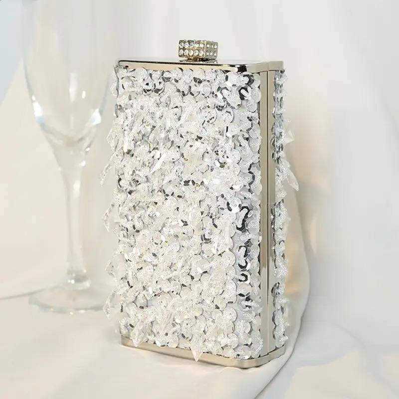 Diamonds Beaded Evening Bag Lady Glass Rhinestones Party Gold Purse Mini Square Tassel Bags er Womens Handbag 251023