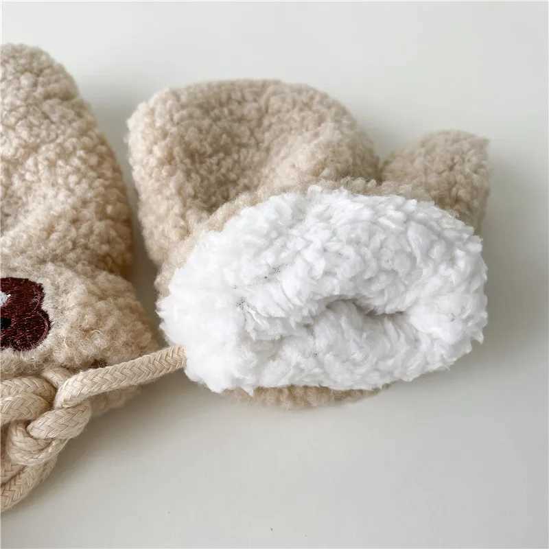 Cute Embroidered Bear Baby Gloves Lamb Wool Winter Boys Girls Full Finger Gloves Outdoor Windproof Warm Kids Mittens Y251024