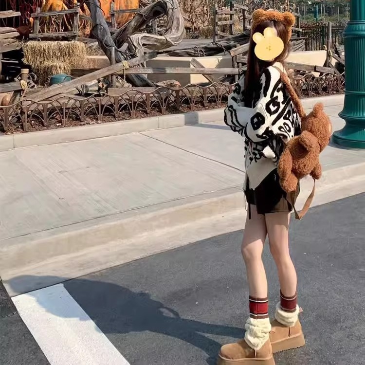 Sheepskin snow boots high tube wool tube women's new designer boots thick soled autumn and winter new luxury boots trendy height increasing boots