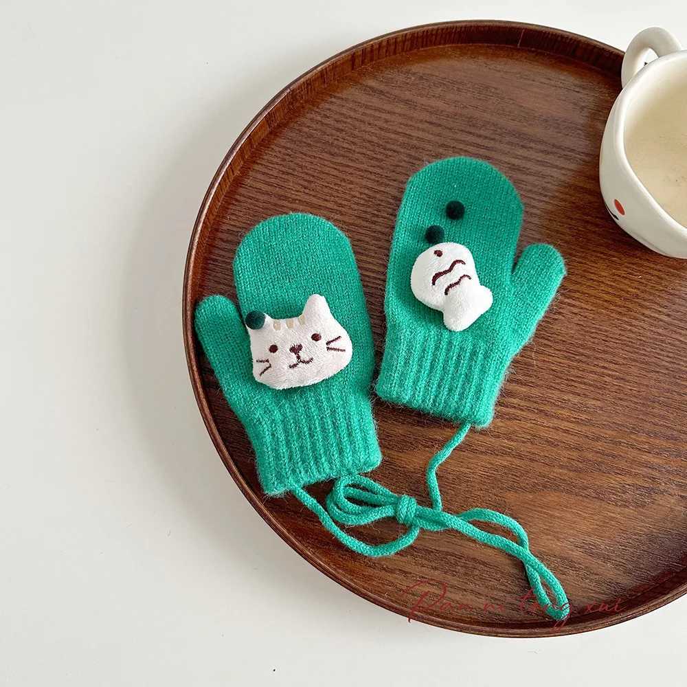 MINISO Gloves Child Trendy 3D Kitten Knit Gloves Thickened Winter Warmth Full Finger Korean Style Baby Hand Warmers Y251024