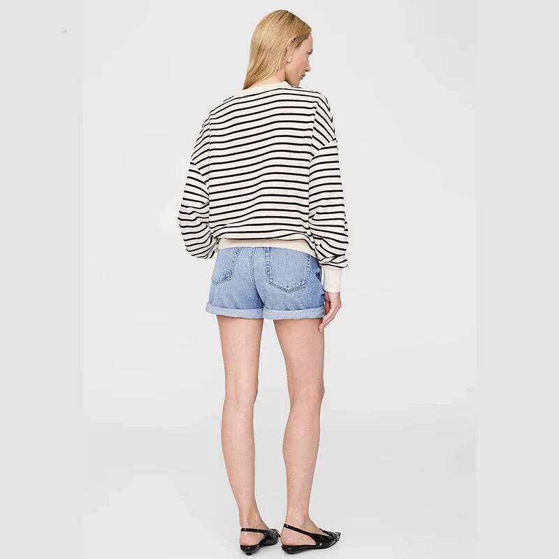 White Black Stripes Long Sleeve O-Neck Sweatshirt Women Autumn Winter New Casual Sweatshirt Female