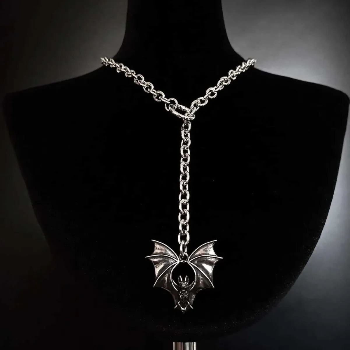 Punk stud necklace Gothic jewelry bat exaggeration hippie Y2k nightclub Oring sense TrendyChoker For Women Man 251023
