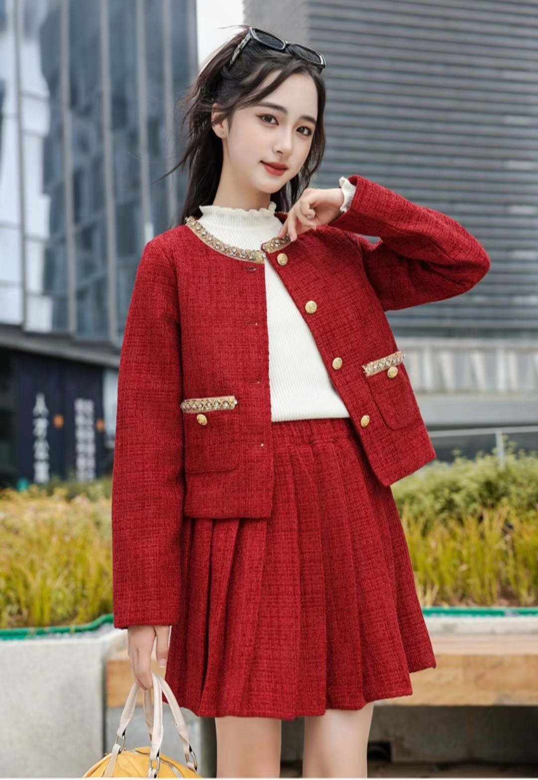 Girl designer fashionable autumn and winter set new children's pleated skirt wool lining fashionable red two-piece set New Year's set