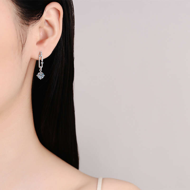 DHCollections-- Xindeyi Pure Sier Plated PT950 Gold Moissanite Paperclip Tassel High-end Sense Elegant Earrings