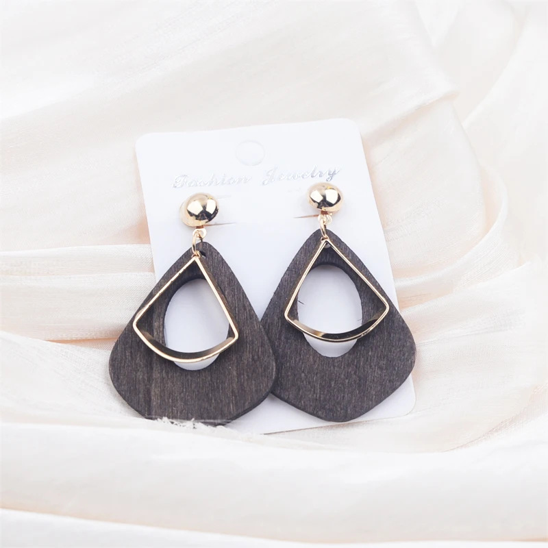 Designer earrings Autumn and winter hollow earrings temperament tassel personality simple earrings retro earrings free shipping gift for women luxury 