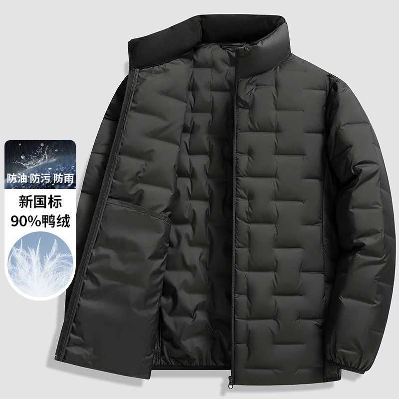 Winter New 90 Duck Down Jacket Cycling Sports Standup Collar Warm and Lightweight Mens Solid Color Breathable Down Jacket Z251024